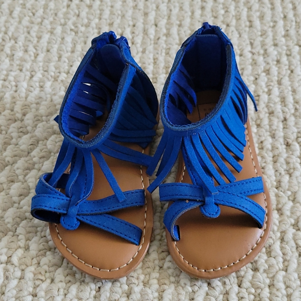 NWOT Sandals